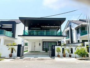 Uncle CK villa 20pax/pool/party